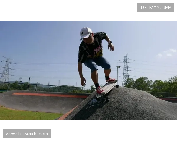 成都飞盘队在滑板精英赛中的崛起与成长历程全景回顾